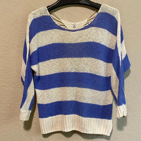 I LOVE H81 Striped Lightweight Sweater - Picture 1 of 5